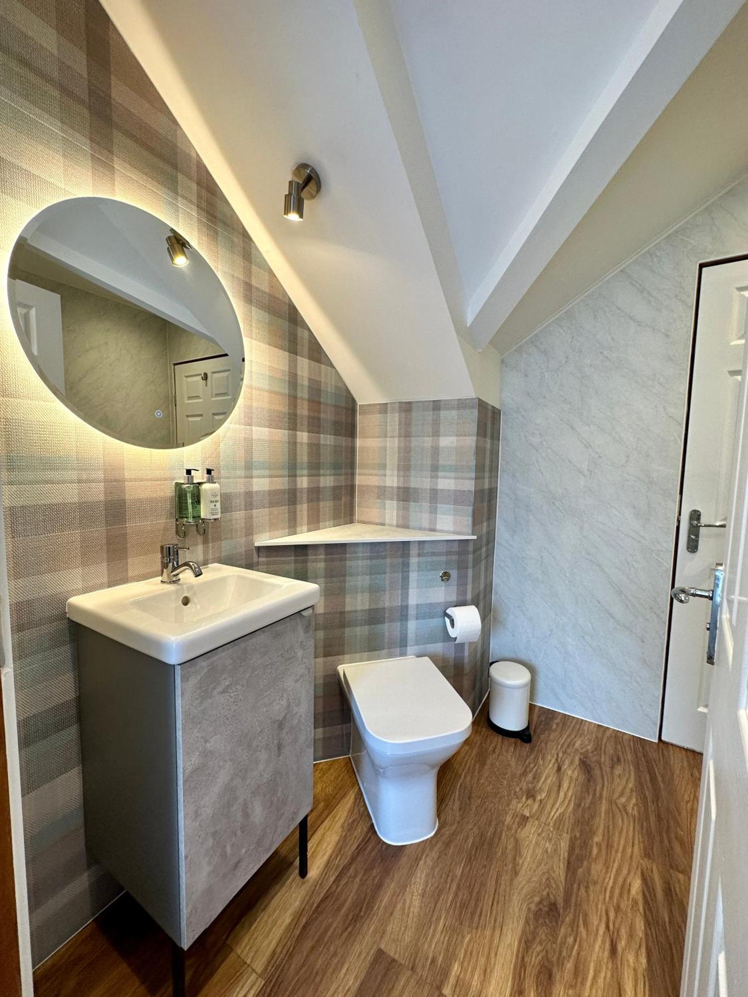 4 Sheraton Apartments Форт-Вільям Екстер'єр фото